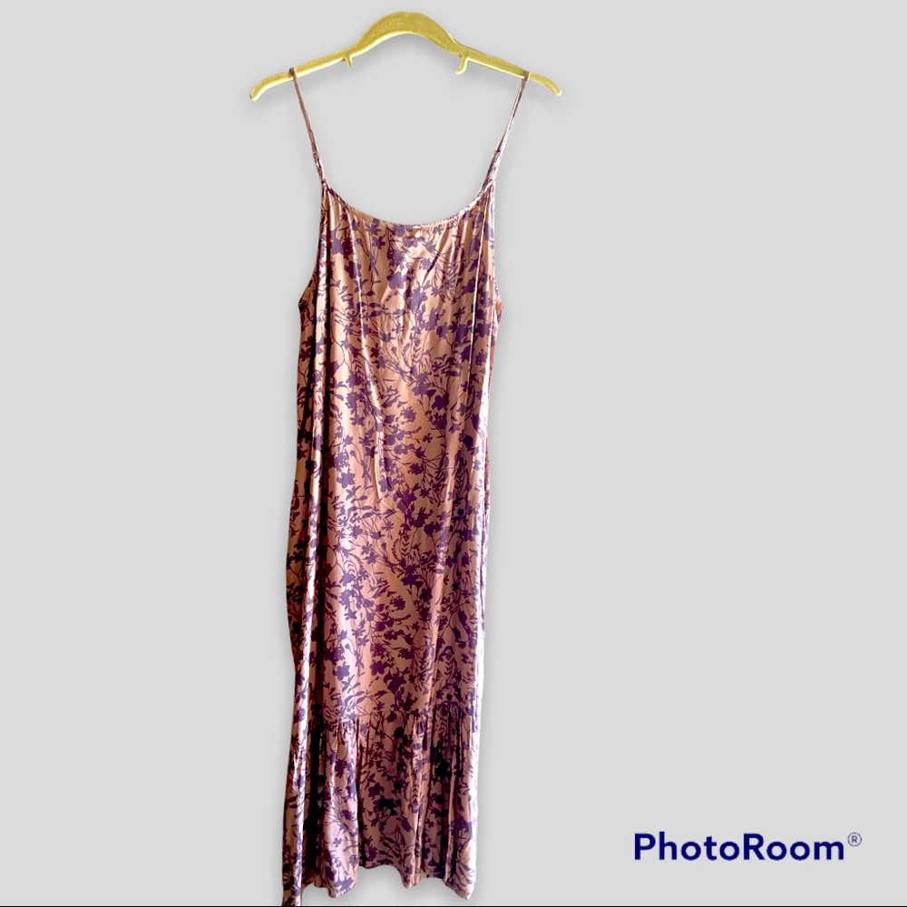 Women's Sleeveless Ruffle Hem Dress - A New Day NWT Size Small - Picture 5 of 5